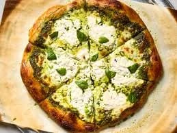 Pesto pizza